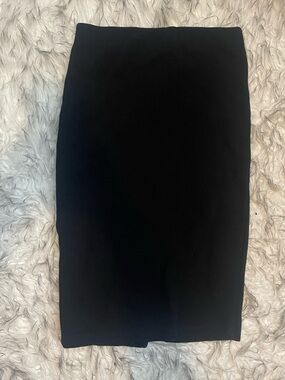 Zara Black Pencil Skirt - Timeless Tailored Fit